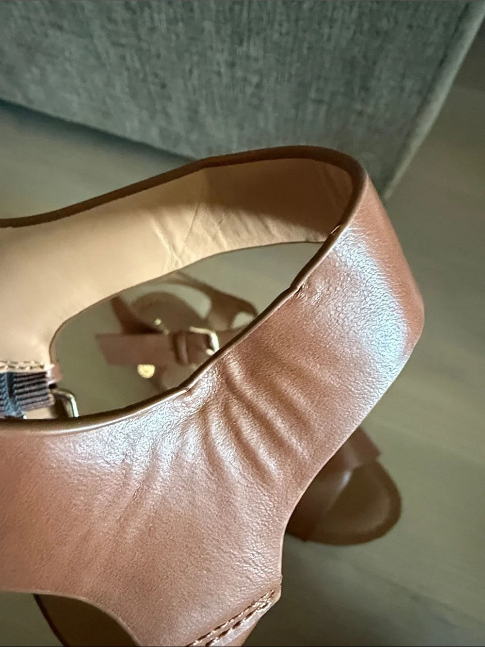 Tommy Hilfiger Women's Dark Camel Brown Cross-Strap Wedge Sandals Sz 9